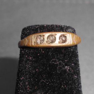 Vintage Jewelry - Antique Estate Fresh Gold Tone "Checo" Ring Vintage Jewelry - Antique Estate Fresh Gold Tone "Checo" Ring
